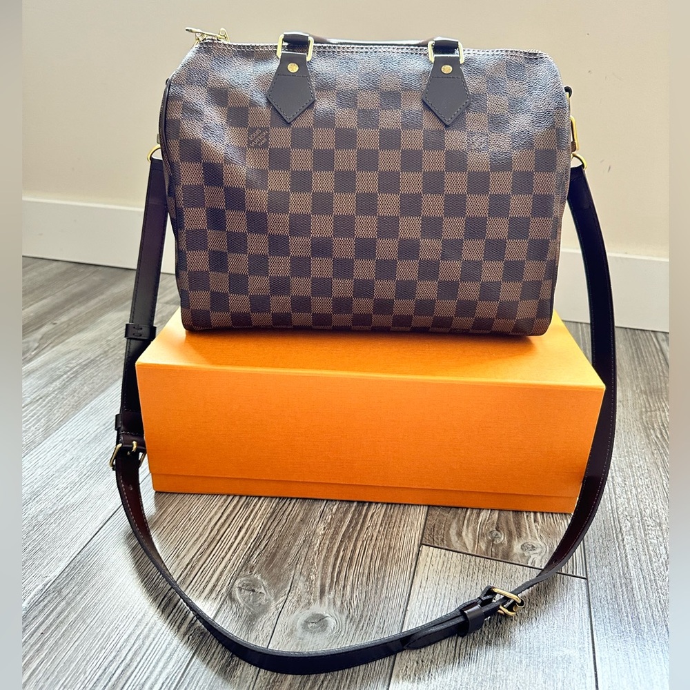 Sold‼️ Authentic Louis Vuitton Speedy Bandouliere 30